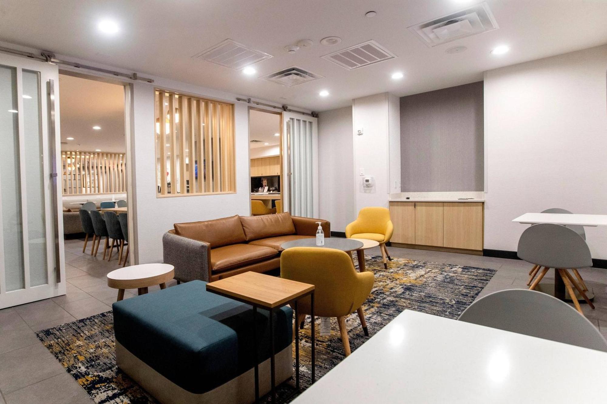 Towneplace Suites By Marriott Conroe Dış mekan fotoğraf