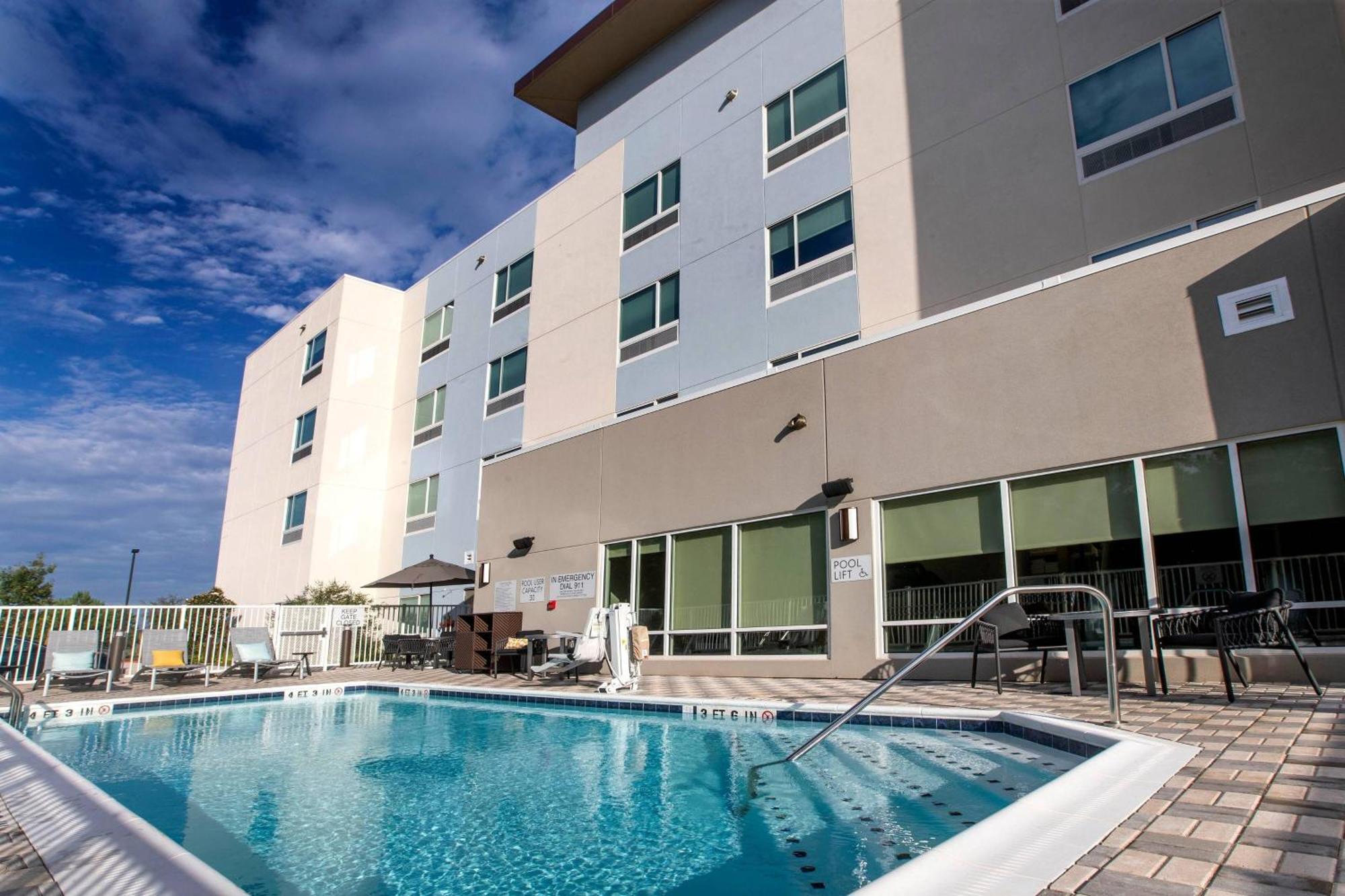 Towneplace Suites By Marriott Conroe Dış mekan fotoğraf