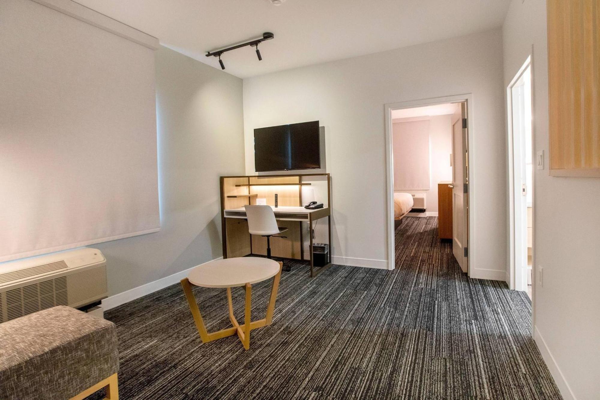 Towneplace Suites By Marriott Conroe Dış mekan fotoğraf